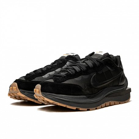 Nike Vaporwaffle sacai Black Gum