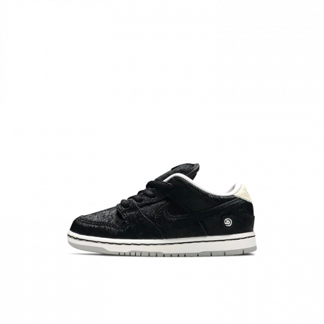 Nike SB Dunk Low Medicom Toy (2020) (TD)