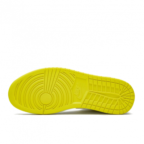 Air Jordan 1 Retro High First Class Flight