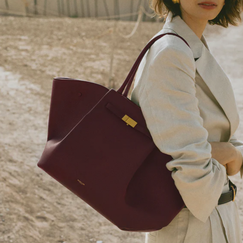 DeMellier The New York Small Grain Burgundy