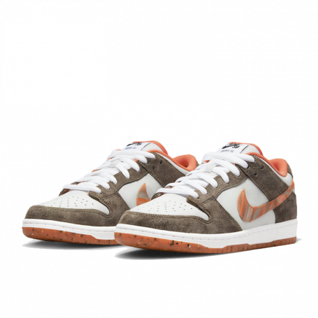 Nike SB Dunk Low Crushed D.C.