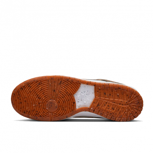 Nike SB Dunk Low Crushed D.C.