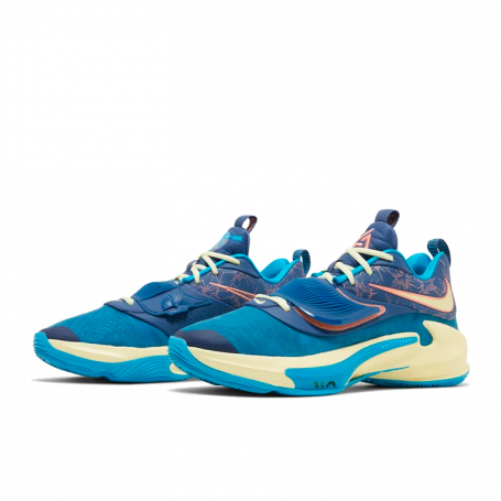 Nike Zoom Freak 3 Everlasting Love