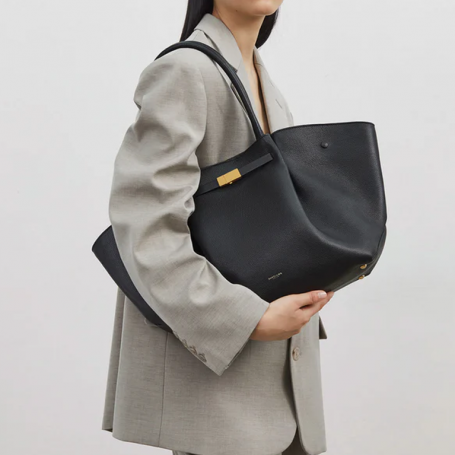 DeMellier The New York Small Grain Black