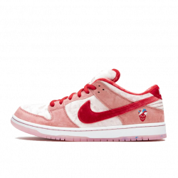 Nike SB Dunk Low StrangeLove Skateboards (Regular Box)