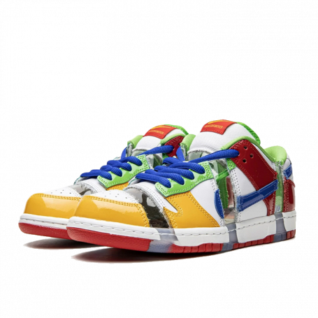 Nike SB Dunk Low Sandy Bodecker