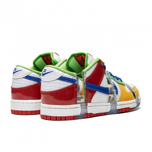 Nike SB Dunk Low Sandy Bodecker