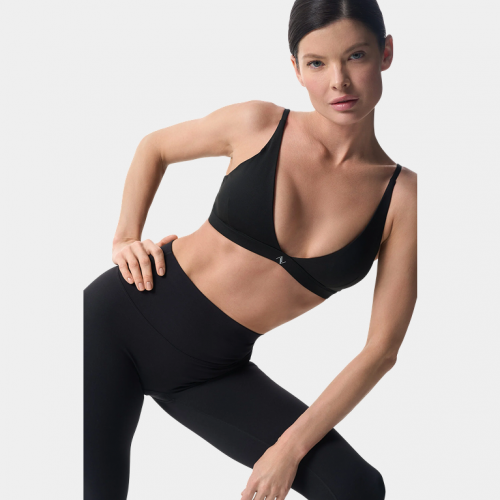Топ Треугольник EXHALE Absit Invidia Black