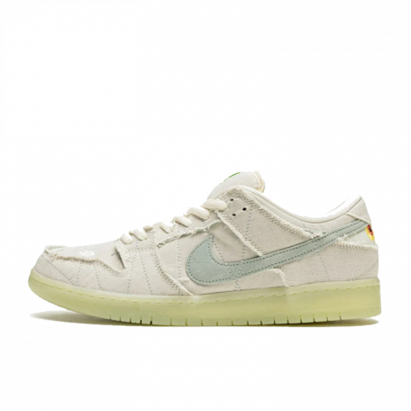 Nike SB Dunk Low Mummy